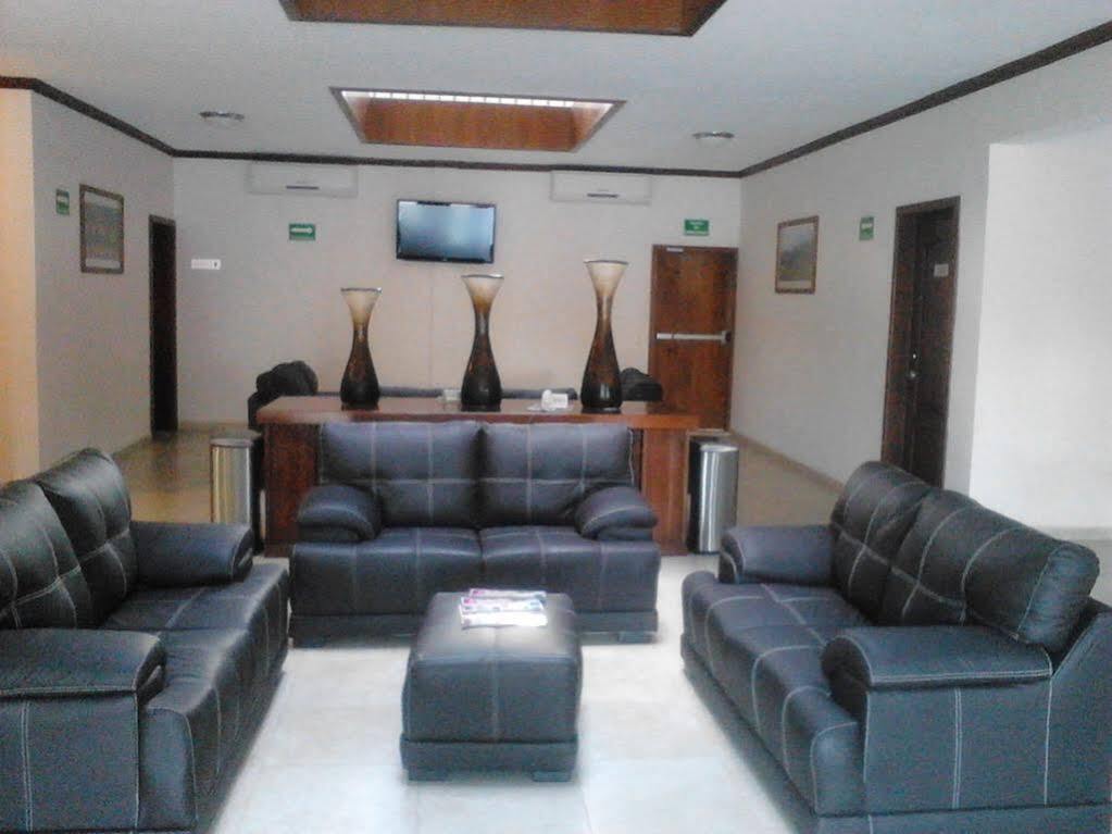 Monte Salerno Hotel & Suites Montemorelos Exterior photo
